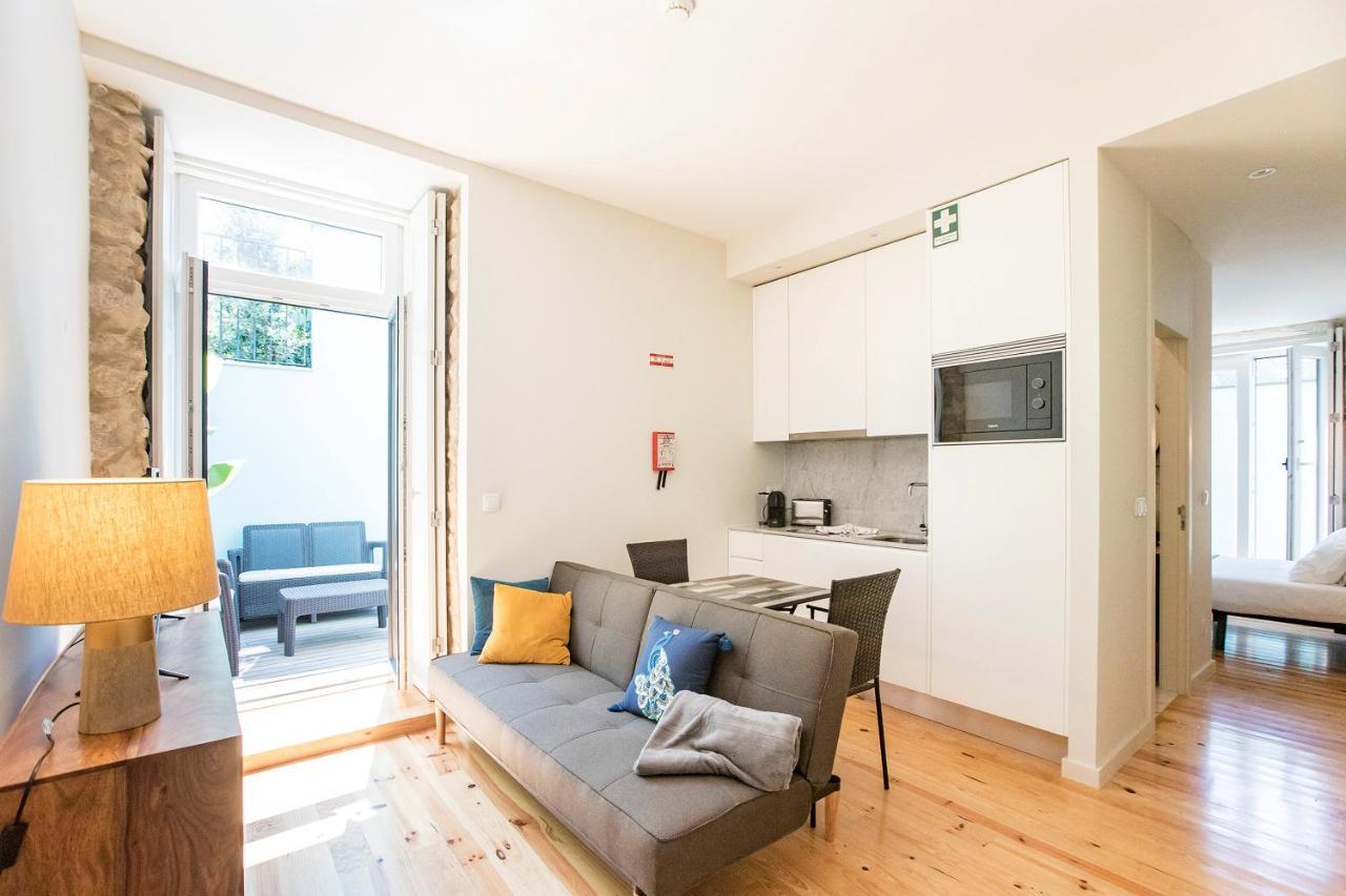 Central Studio W/ Pool, Ac & Patio By Lovelystay OOporto Esterno foto
